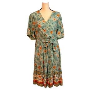 BloomChic, Floral Faux Wrap MIDI  Dress - BloomChic Size: 10 NWT